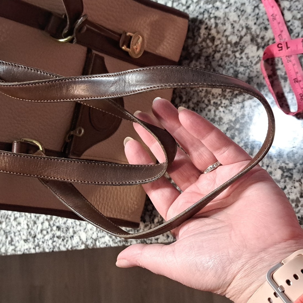 Vintage Dooney & Bourke Beige/Brown Pebbled Leather Tote Shoulder Bag - Picture 15 of 16